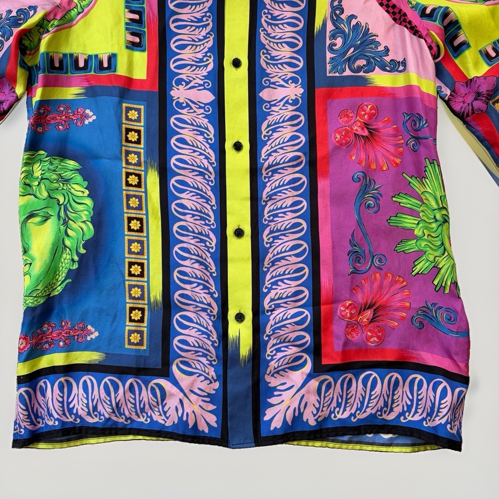 Versace Mens Medusa Graphic Print Silk Button Shirt Size 40 Colorful Art Design - Picture 4 of 16